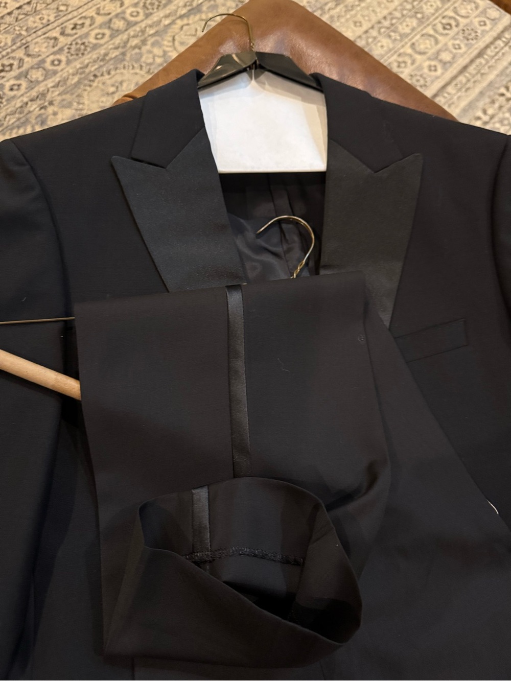 Zanetti tuxedo 40R, Alton Lane pants, tuxedo shirt - Picture 10 of 10